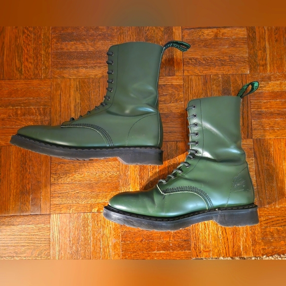 Made in England Solovair boot - Picture 6 of 8